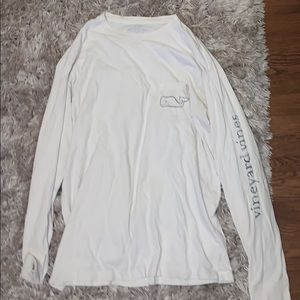 Long sleeve white vineyard vines shirt